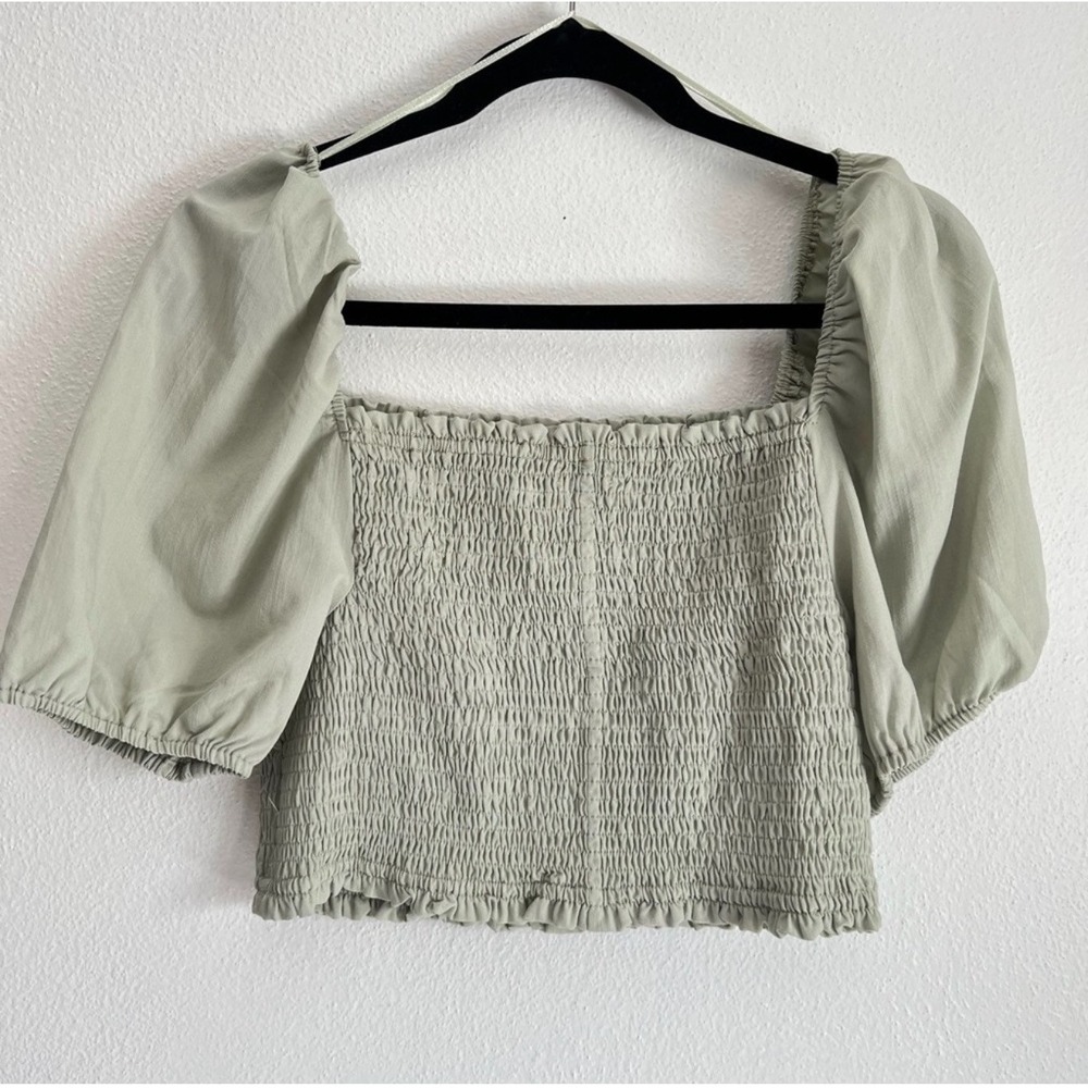 Crescent Milkmaid Coquette Soft Girl Smocked Puff‎ Sleeve Crop Sage Green Top L